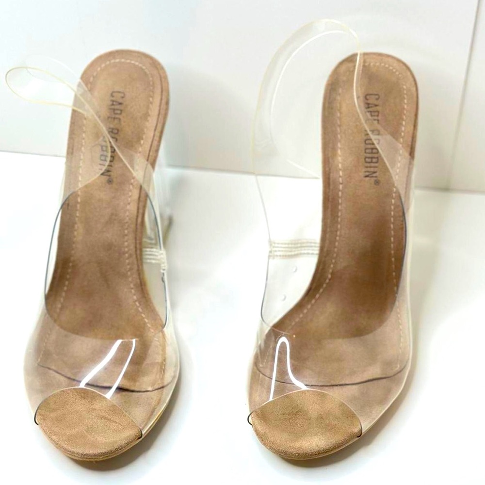 Cape Robbin, clear slingback, peep toe clear heeled sandal. Size 7.
